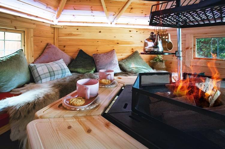 Cosy BBQ cabins